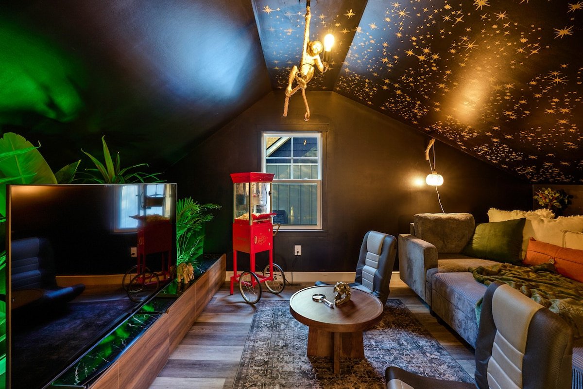 Hot Tub~5 Mi DT AVL~Walk To West AVL gallery image 5