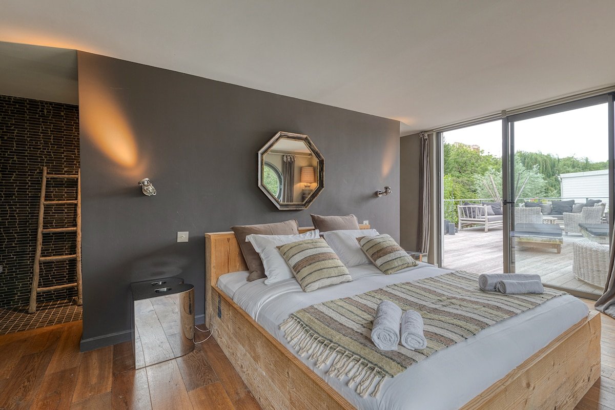 Countryside in Paris… gallery image 3