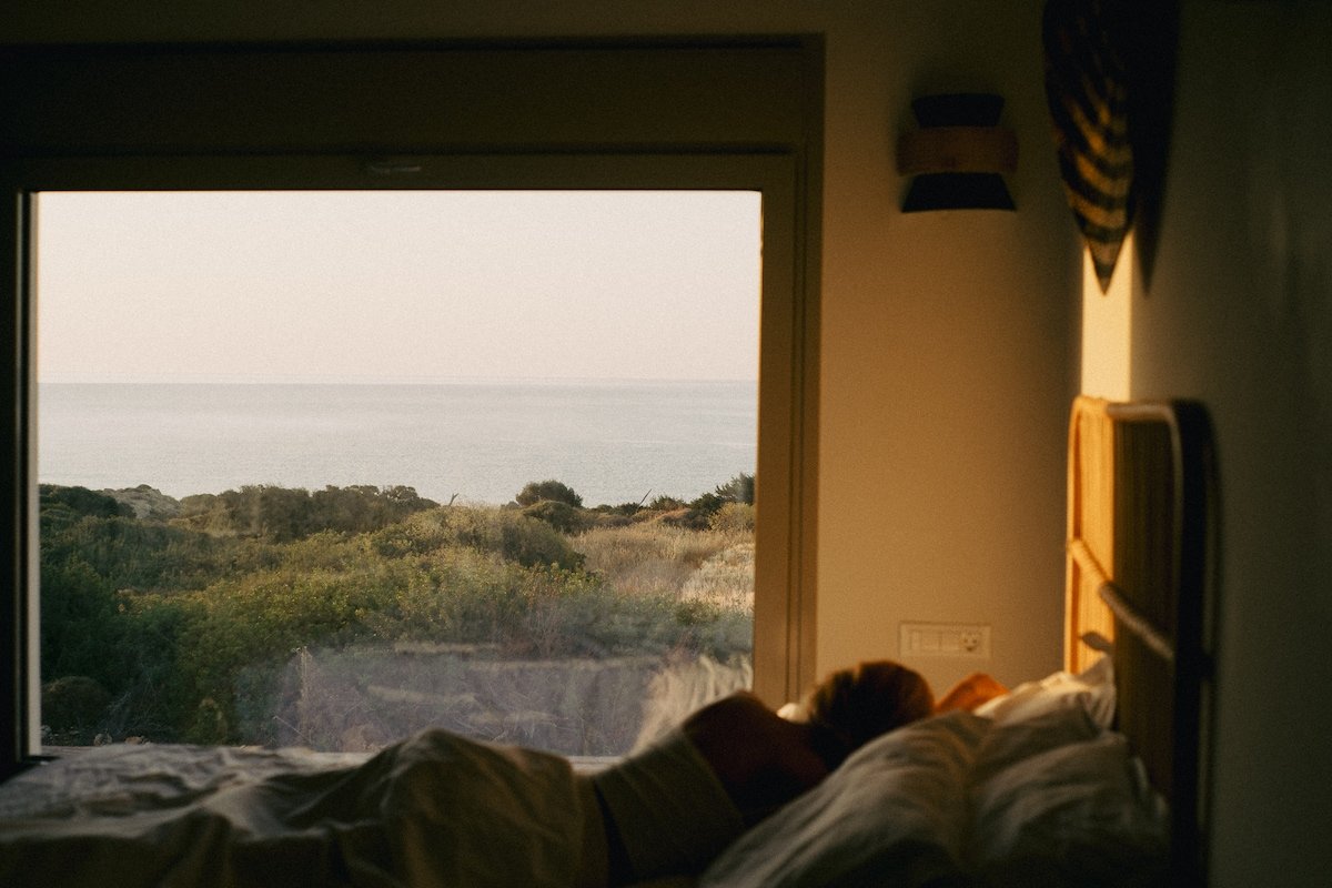 Stylish 4BR Beachside Private Villa Alati w/pool gallery image 3