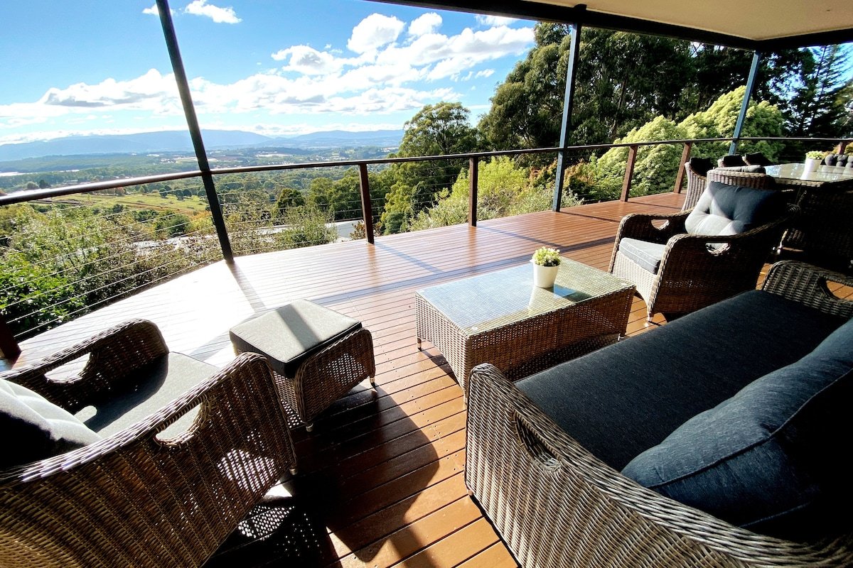 Hanging Garden-Mountain Views Retreat gallery image 2