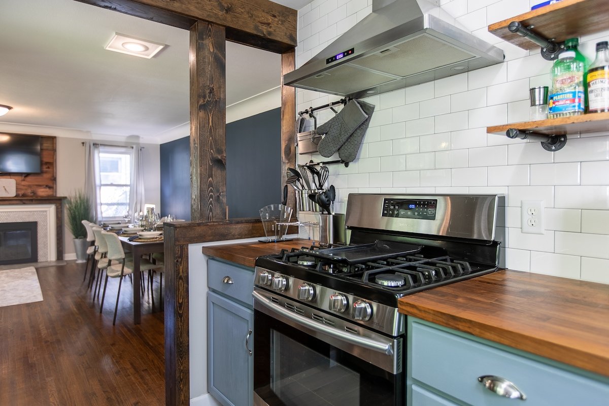 Hot tub | BBQ Grill Jun2024 | 5min to MOA &Airport gallery image 4