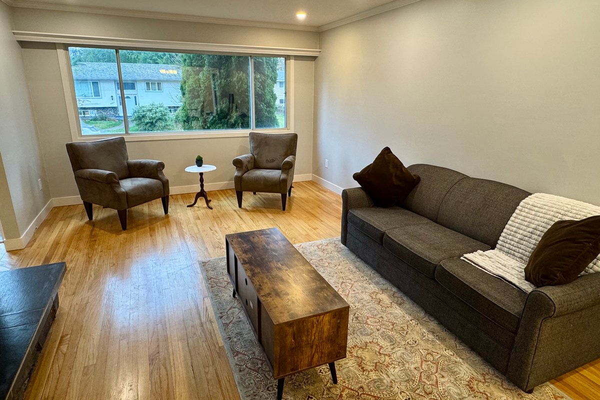 3 King beds plus a Sofa Bed, Fireplace and BBQ