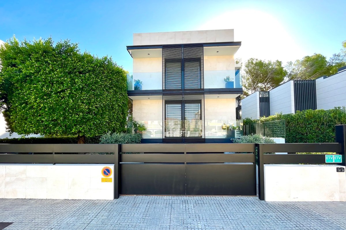 .Luxury apartment , Ginesta 19A gallery image 3