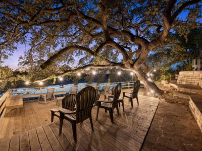 Spectacular Lakefront Oasis.