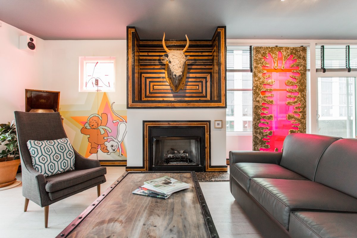 The Woodsman’s Gallery at OHC – No Cleaning Fee!