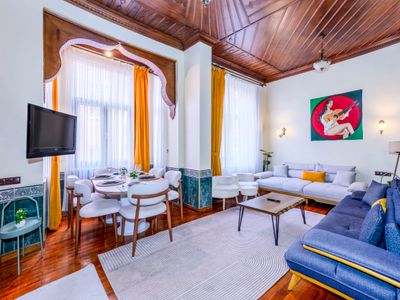 Central, Ottoman House,5BR,5Bath,5AC Triplex@Large