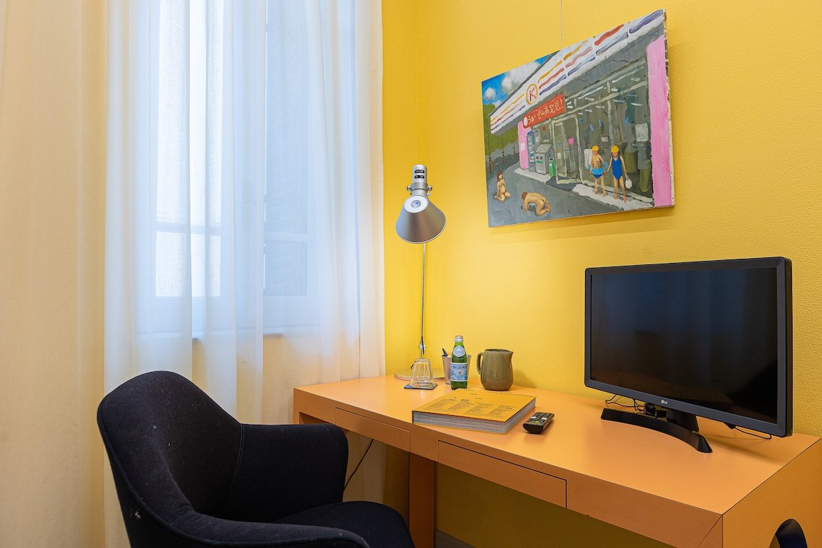 Prestigious Villa Piazza Fiume gallery image 3