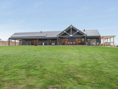 Dalhousie Birregurra: Modern Country Escape