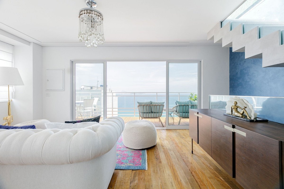 Rio089 – Triplex penthouse overlooking the sea in gallery image 5