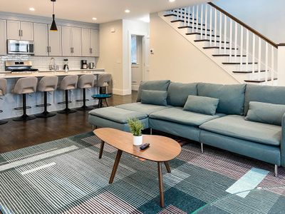 (DR81) New Home, Close 2 City, Spacious 6 Beds W/D