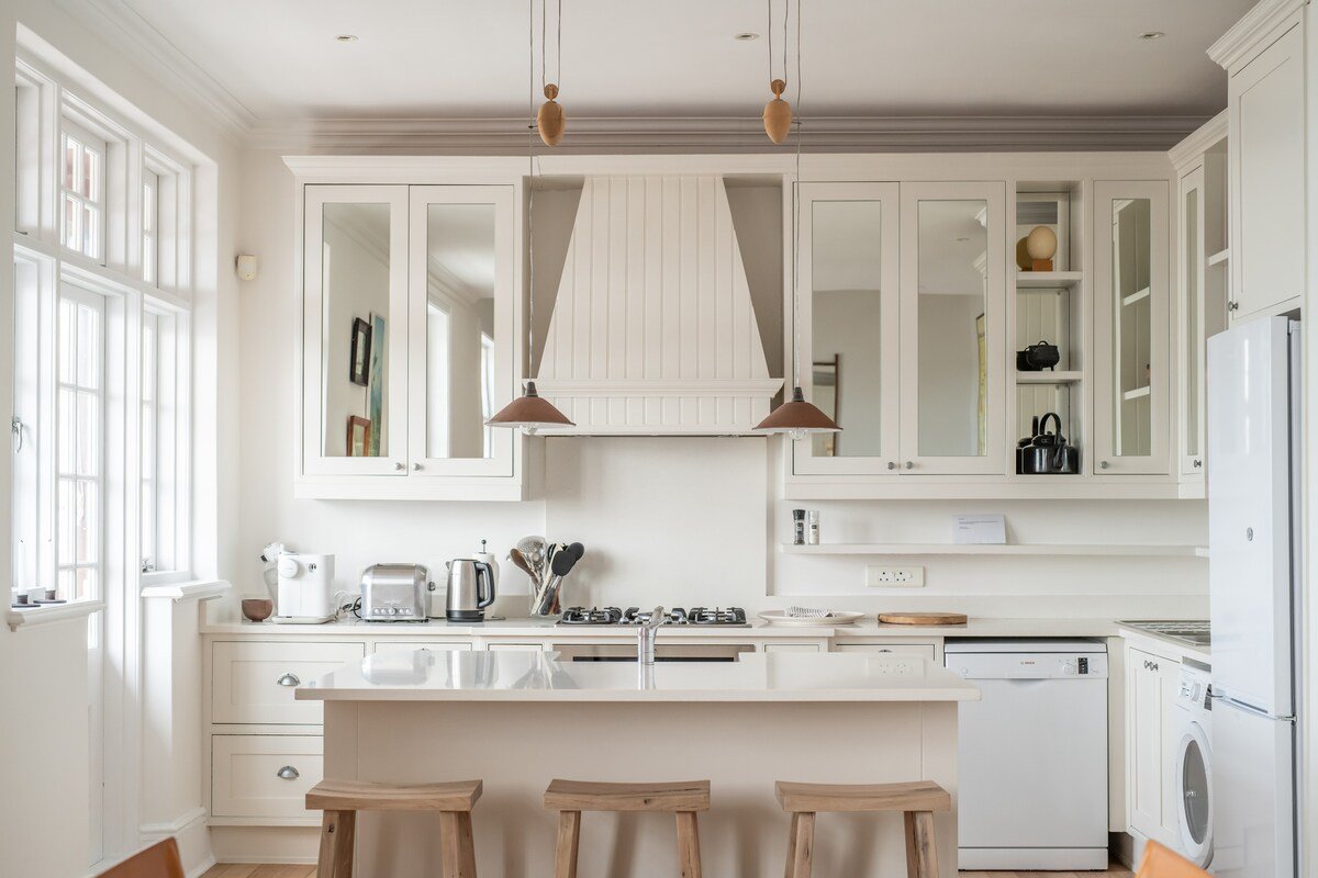 Penthouse in The Majestic Village, Kalk Bay gallery image 5