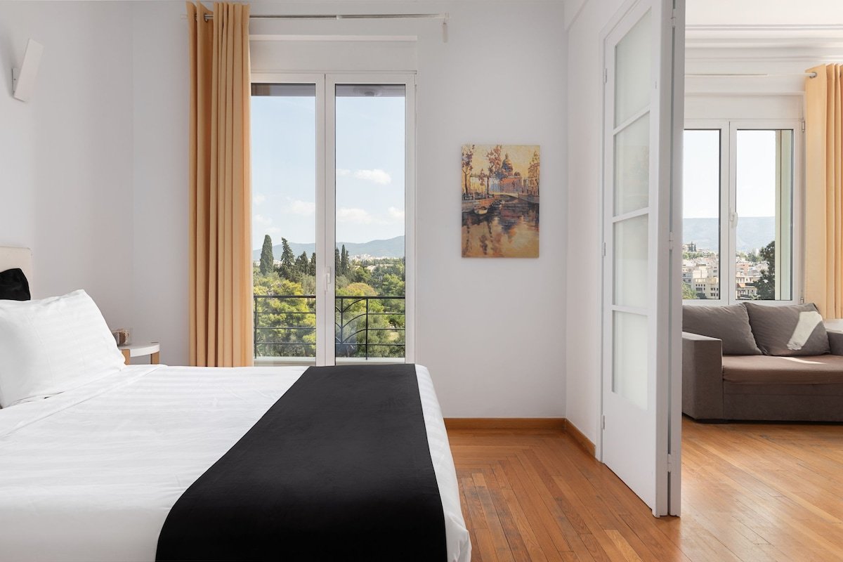 Acropolis Prime Residence gallery image 5