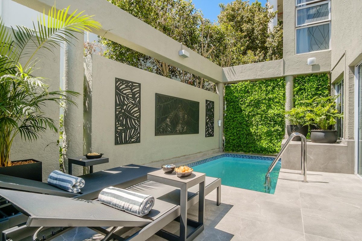 The Argyle Camps Bay -Pool, 5min to beach, Hot tub gallery image 3