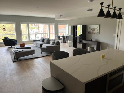 Luxury 3 bedroom 3 bathroom downtown loft