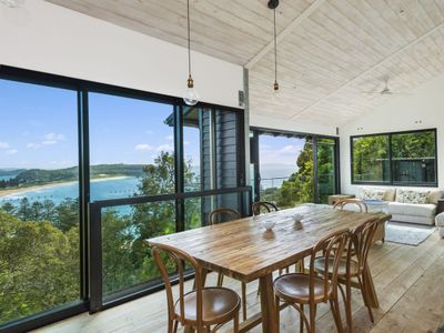 BLACK ZINC by Palm Beach Holiday Rentals