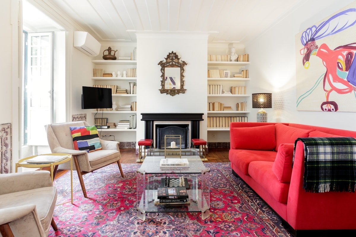 Casa de São Domingos—Tranquil House with Garden in Lapa gallery image 2