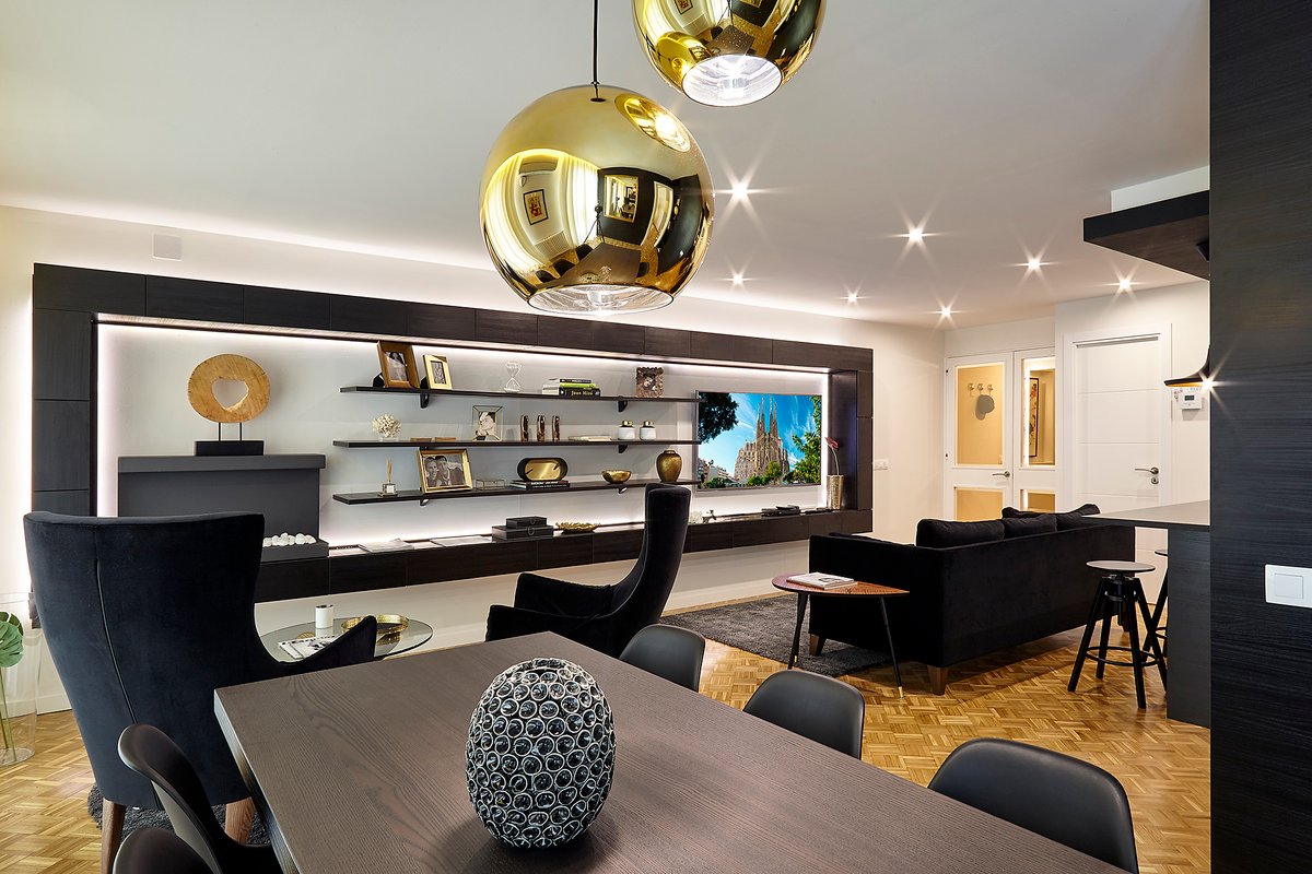 BIG AND LUXURIOUS APARTMENT WITH TERRACE