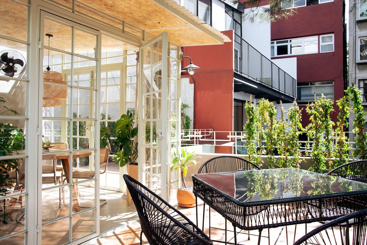 Lively PH | Walking Condesa Parks & Restaurants gallery image 4