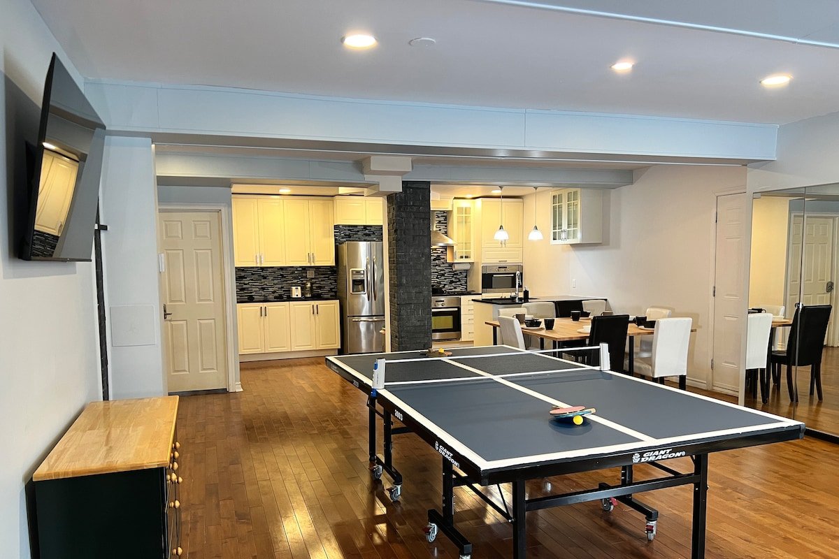 NEW Spacious Clean 3 BDR 3 BATH gallery image 2