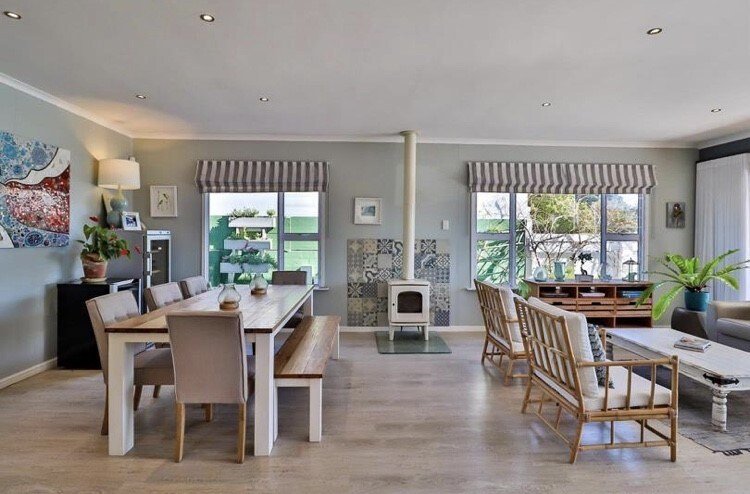 Paradise Beach House with Pool and Parking gallery image 5