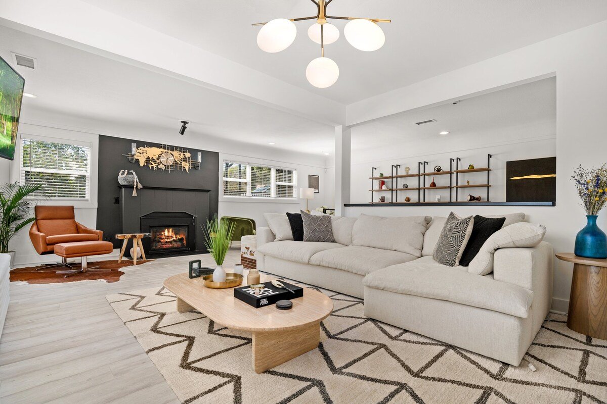 Casa De Lagos – Hilltop Garden Havens gallery image 3