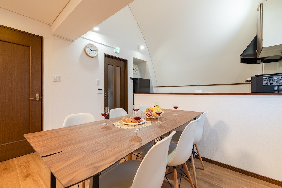 4階建1棟貸切/19名194㎡/8BR3BATH/千川駅9分/池袋駅メトロ3分渋谷新宿も直通/桜の家 gallery image 4