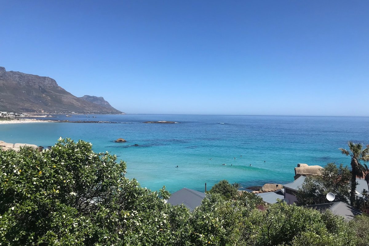 Camps Bay a few steps to the beach gallery image 2