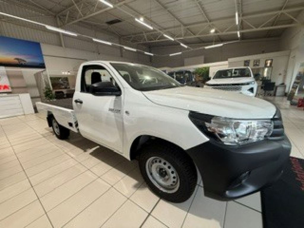 TOYOTA HILUX 2.4 GD S C F DECK for Sale in South Africa