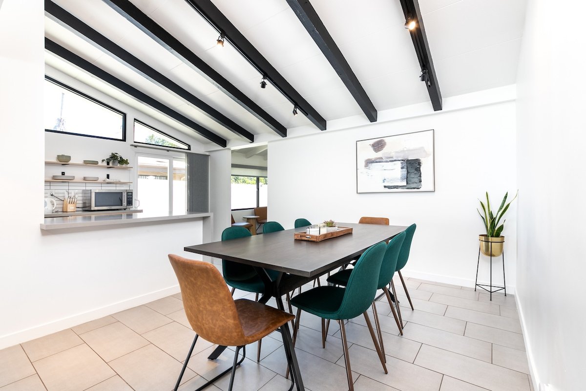 4BR Private & Modern Designer Home gallery image 5