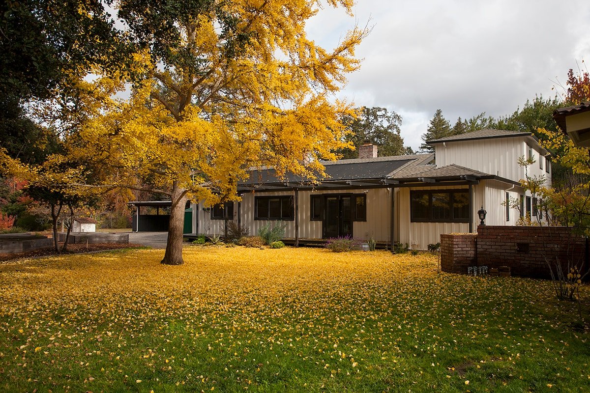 Home in Atherton, Menlo Park gallery image 3