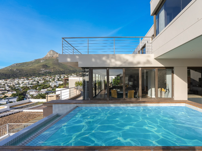 4 Bed Camps Bay Magnificent 180deg Views