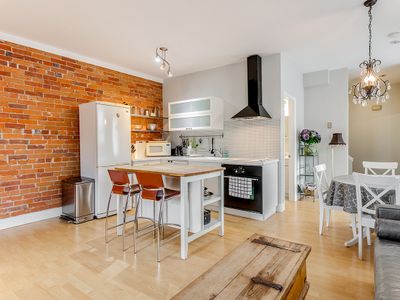 Charming Loft w/ Skylight & Balconies!
