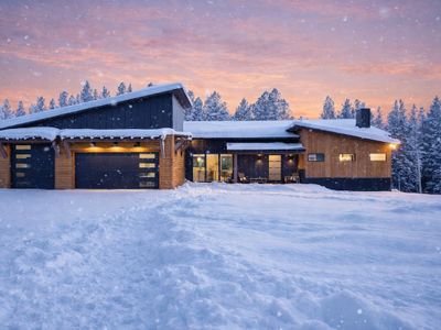 Stillwater River Lodge Mtn Modern Waterfront Home