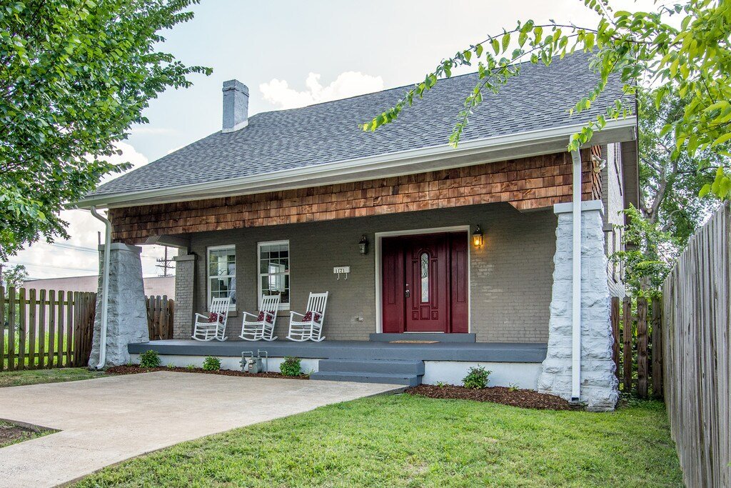 Large Remodeled Home Close to Downtown! gallery image 4