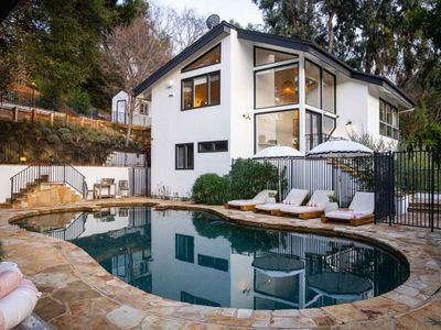 Stunning Mountain Nest