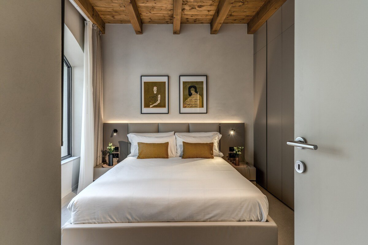 Seety Porta Romana Statue – 1.002 gallery image 2