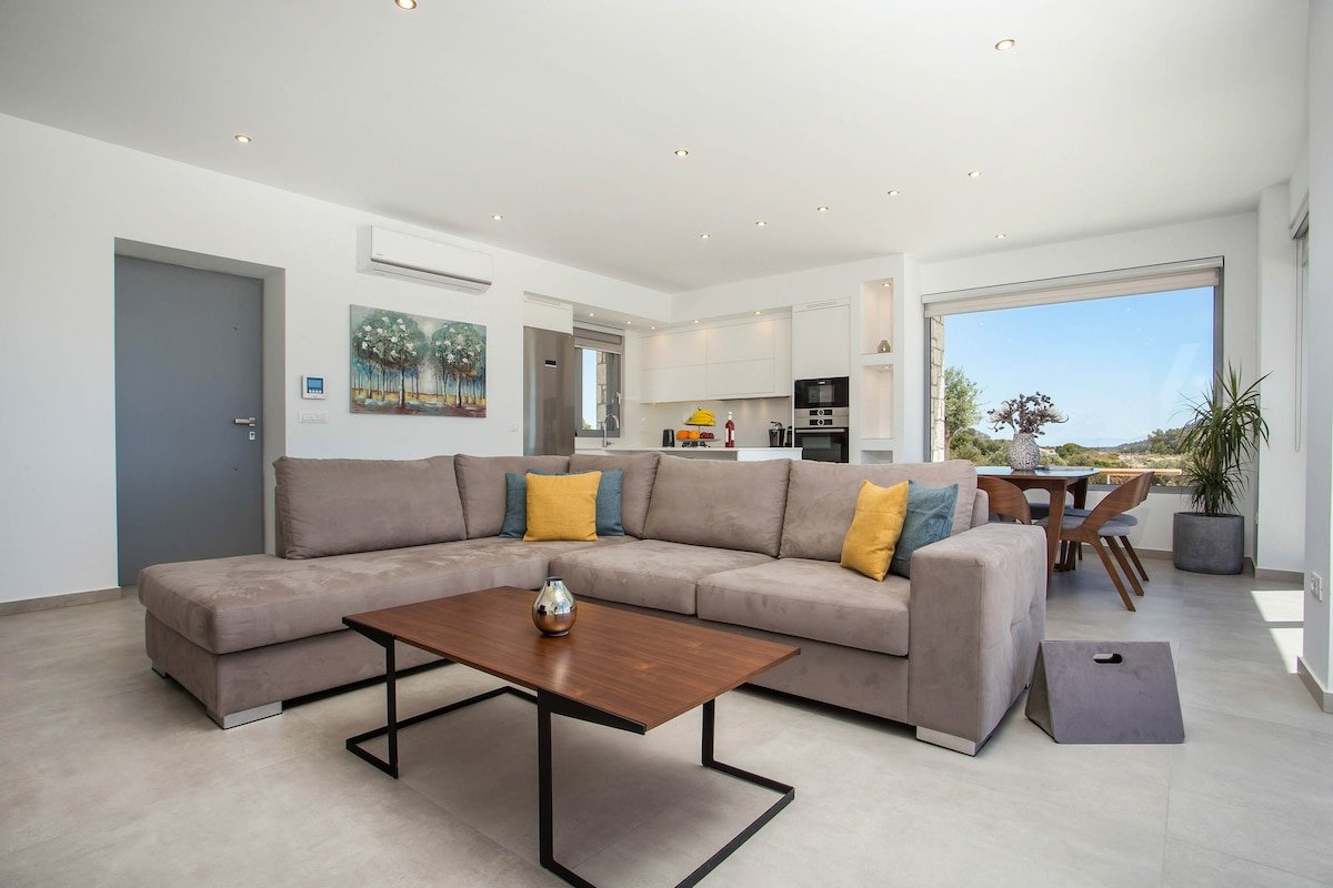 Your House In Rhodes gallery image 5