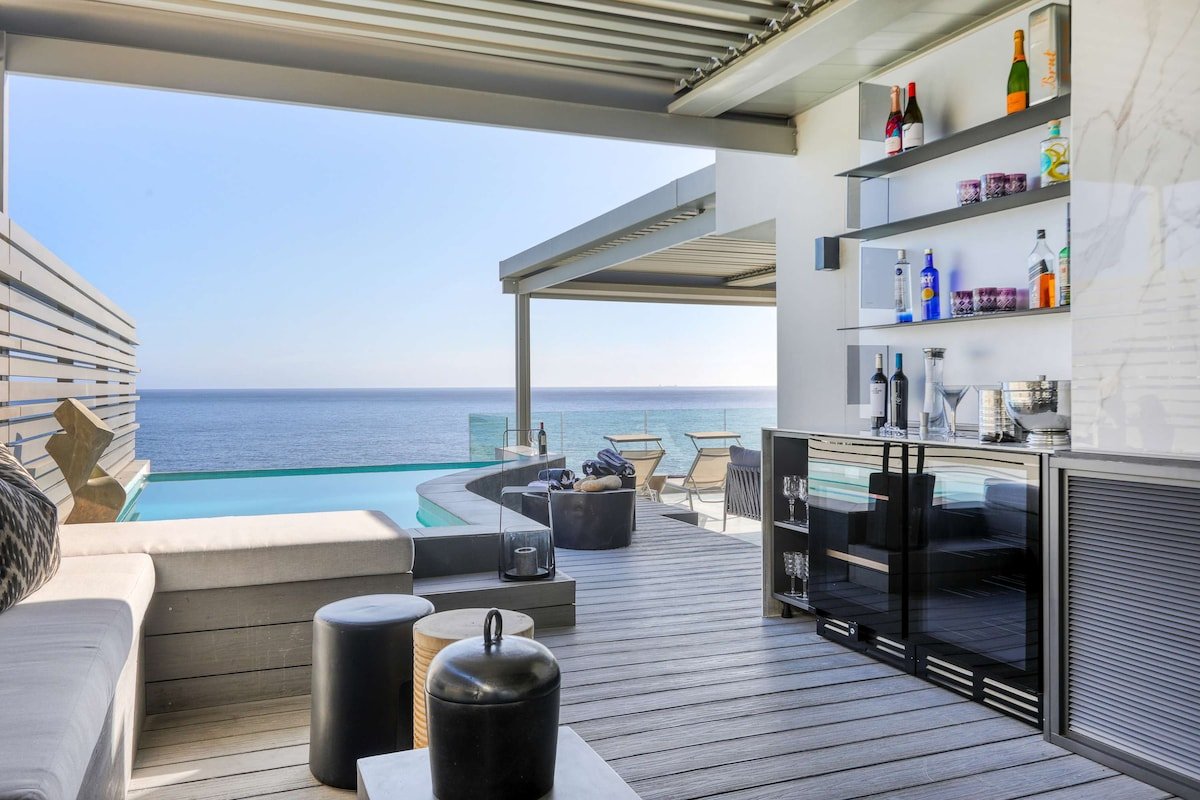 Barley Beach Luxury Penthouse – Camps Bay gallery image 5