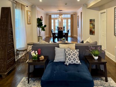 Ideal Group Getaway: Best Location, Parking, Patio