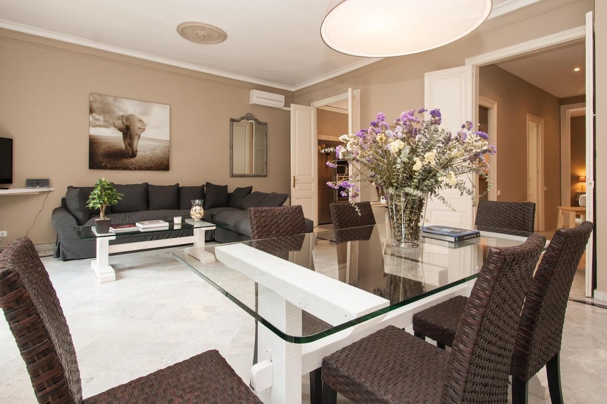 Luxury three bedroom apartment gallery image 3