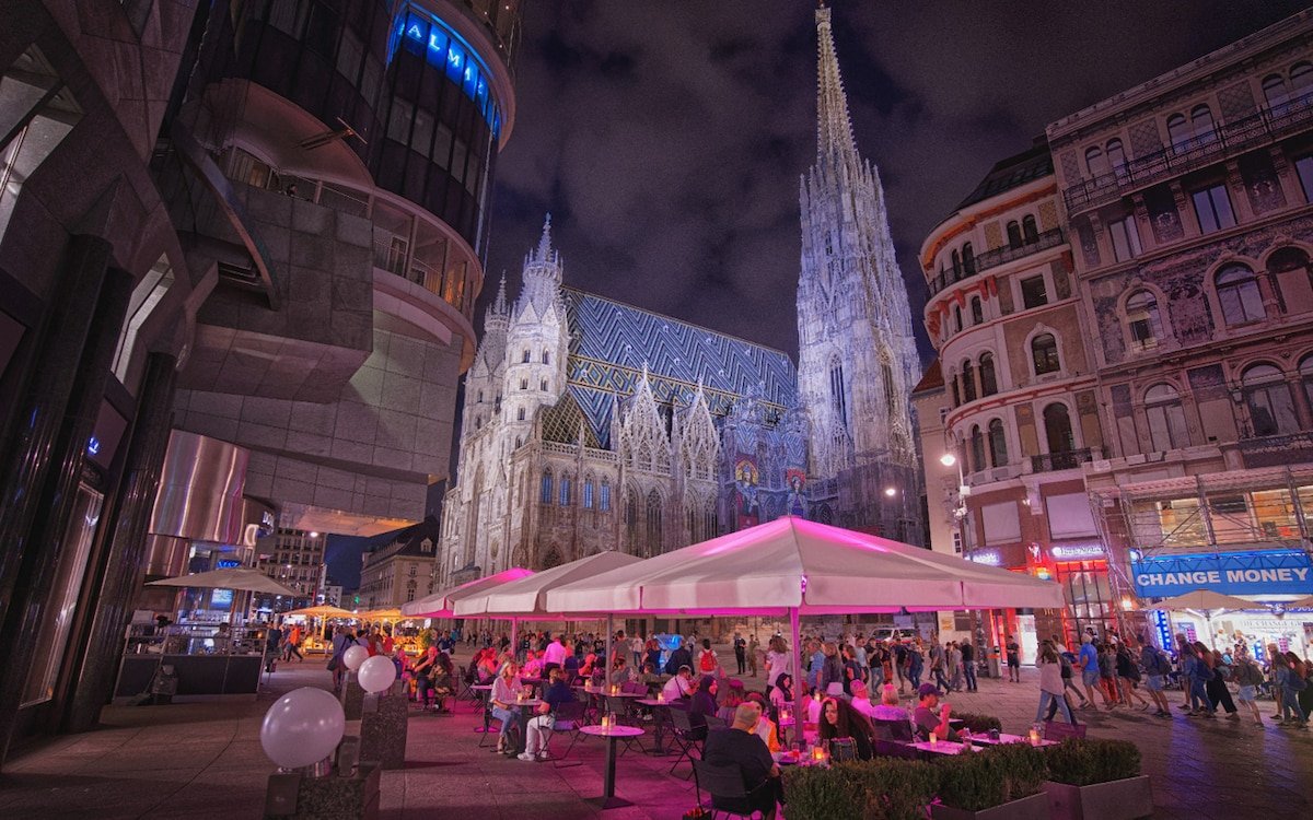 Prinz Eugen – City Apartment Downtown Vienna gallery image 2