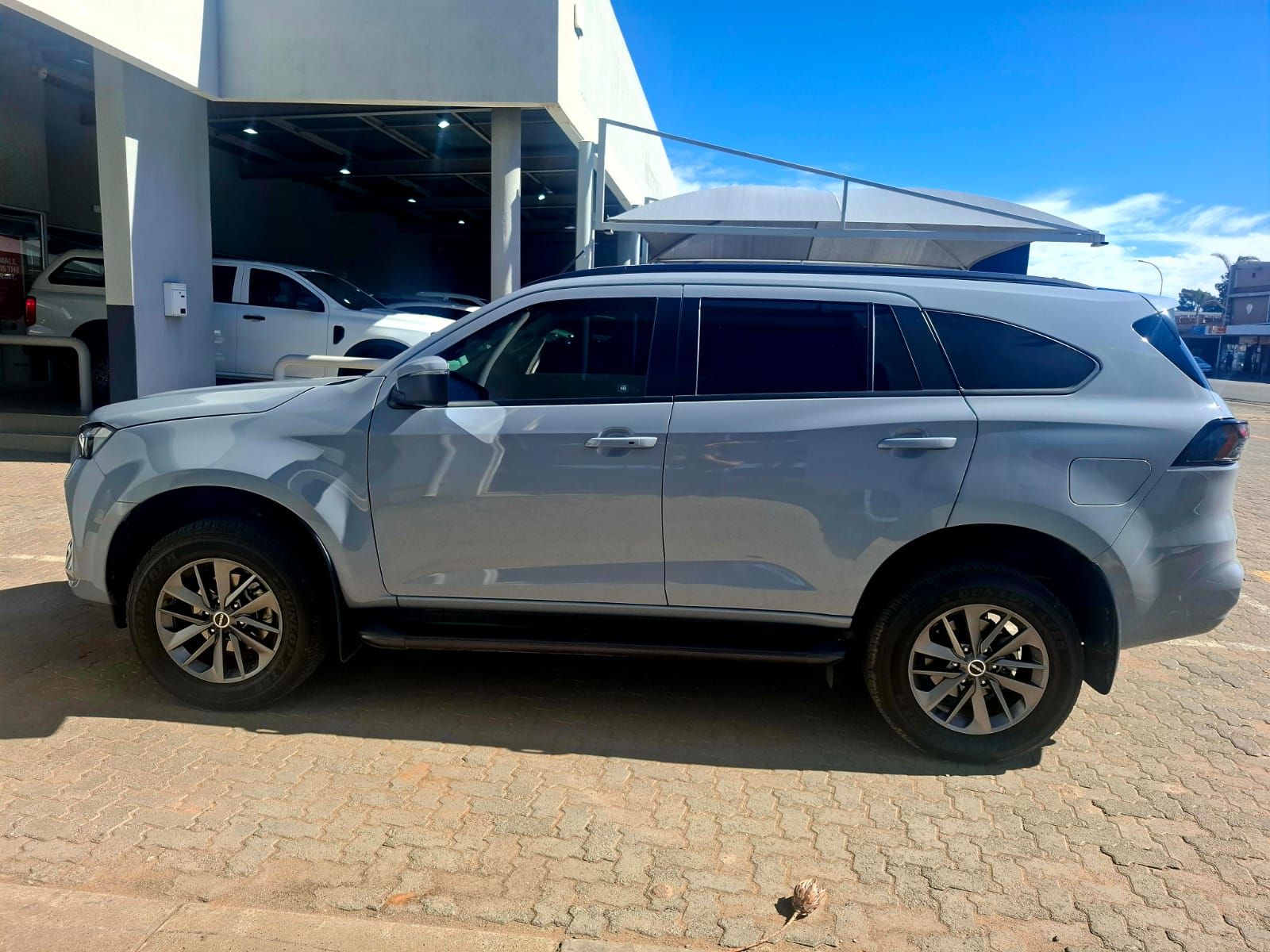 Used car gallery