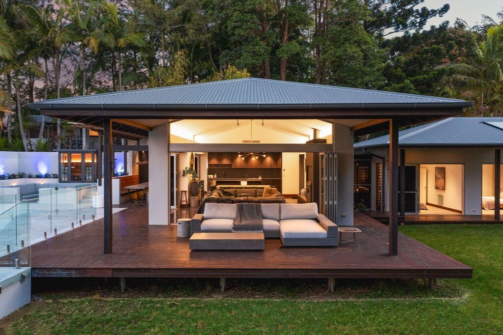 Temple First Light 8 Bedroom luxury Retreat gallery image 3