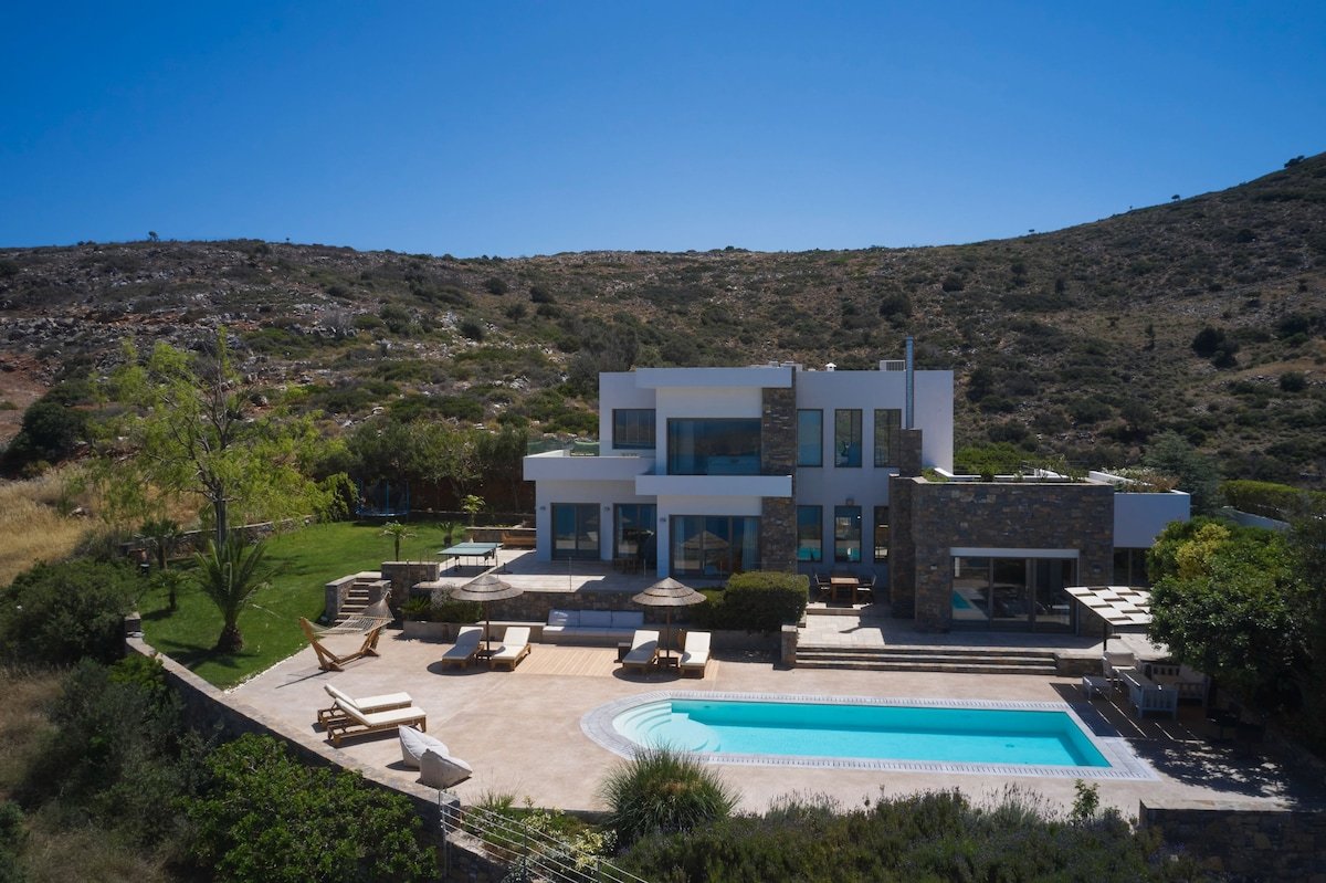 Sophisticated Elegance with Majestic Elounda Views gallery image 5