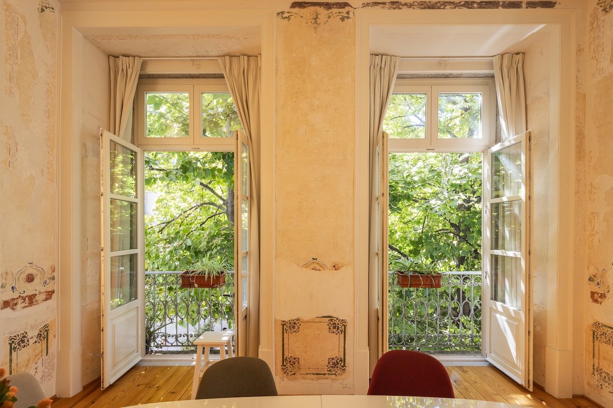 Antiga Casa Pessoa – Linden Trees Apartment gallery image 4