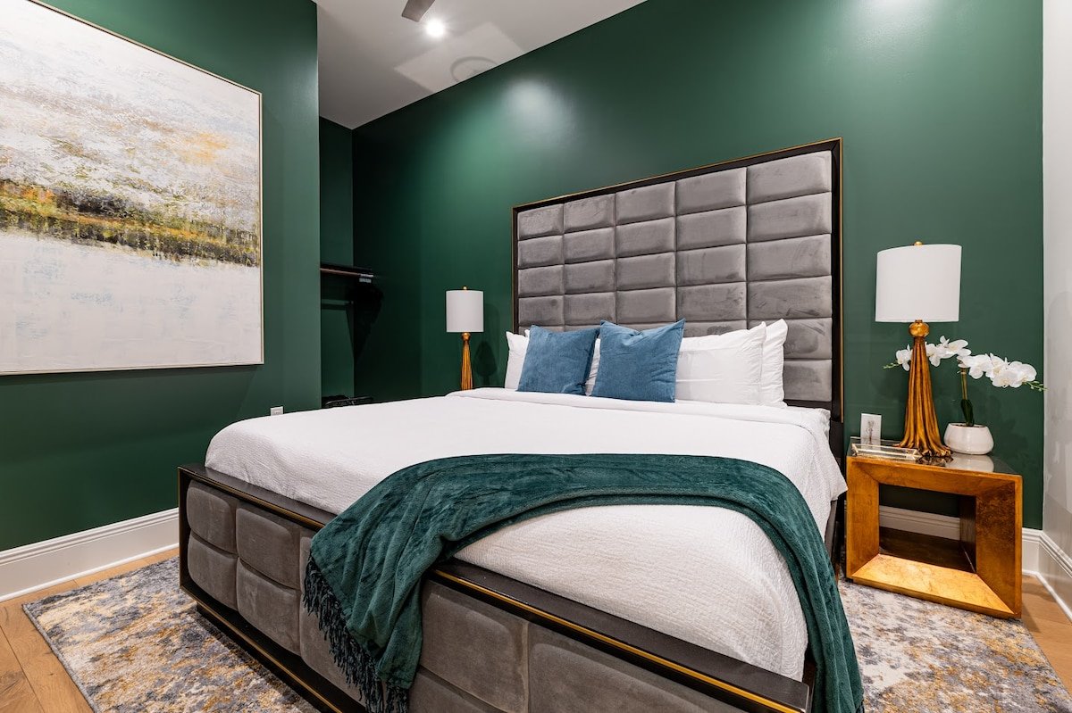 The District – Luxury 4BR gallery image 4