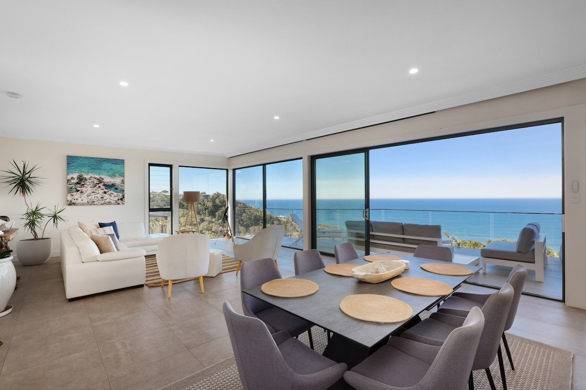Bilgola – Luxury Modern House with Ocean Views gallery image 3