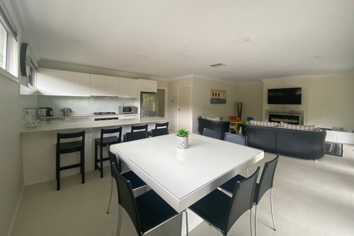 Perlend Retreat, Warburton