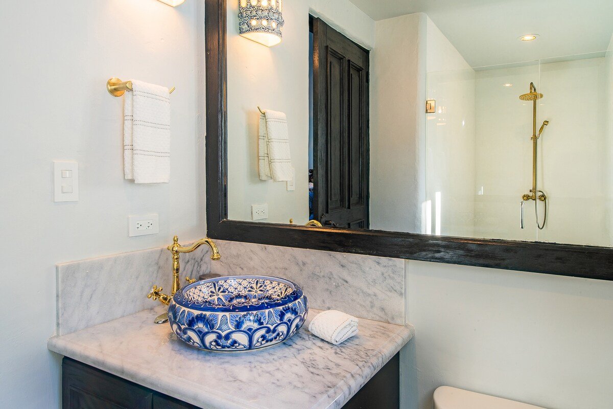 Walk to the Beach: Casa Bellamar de Cabo Colorado gallery image 3