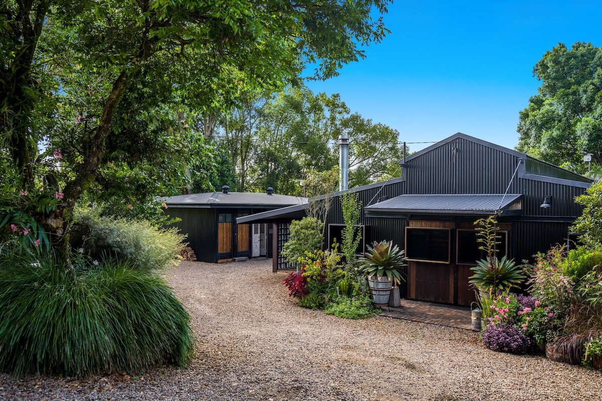 The Bangalow Barn gallery image 2